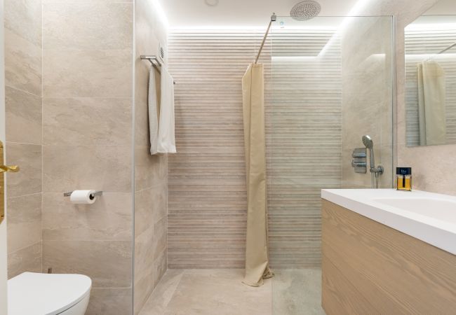 Apartment in Marbella - Jardines Puerto Banús – Elegance and Comfort in Marbella’s Heart Apartment in Marbella - Jardines Puerto Banús – Elegance and Comfort in Marbella’s Heart