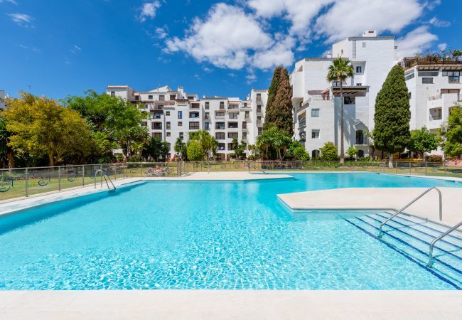Apartment in Marbella - Jardines Puerto Banús – Elegance and Comfort in Marbella’s Heart Apartment in Marbella - Jardines Puerto Banús – Elegance and Comfort in Marbella’s Heart
