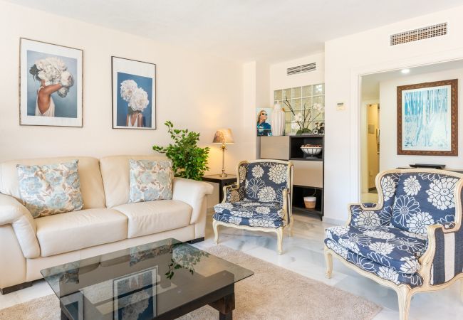 Apartment in Mijas Costa - Aquamijas Retreat – Modern Comfort Near Aguamijas Water Park Apartment in Mijas Costa - Aquamijas Retreat – Modern Comfort Near Aguamijas Water Park