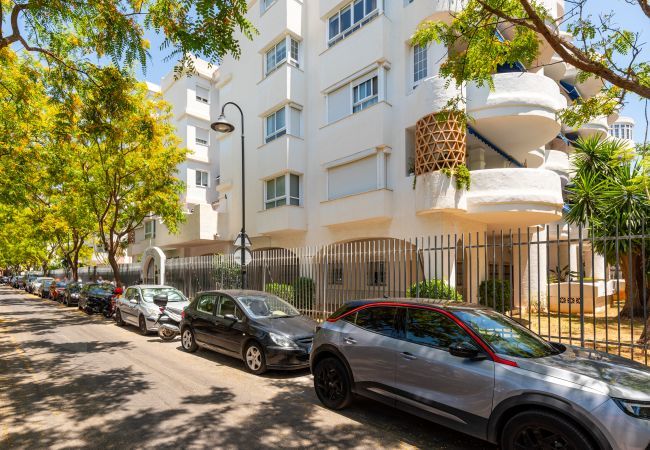 Apartment in Mijas Costa - Aquamijas Retreat – Modern Comfort Near Aguamijas Water Park Apartment in Mijas Costa - Aquamijas Retreat – Modern Comfort Near Aguamijas Water Park