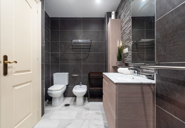 Apartment in Mijas Costa - Aquamijas Retreat – Modern Comfort Near Aguamijas Water Park Apartment in Mijas Costa - Aquamijas Retreat – Modern Comfort Near Aguamijas Water Park