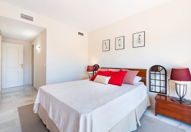 Apartment in Mijas Costa - Aquamijas Retreat – Modern Comfort Near Aguamijas Water Park Apartment in Mijas Costa - Aquamijas Retreat – Modern Comfort Near Aguamijas Water Park