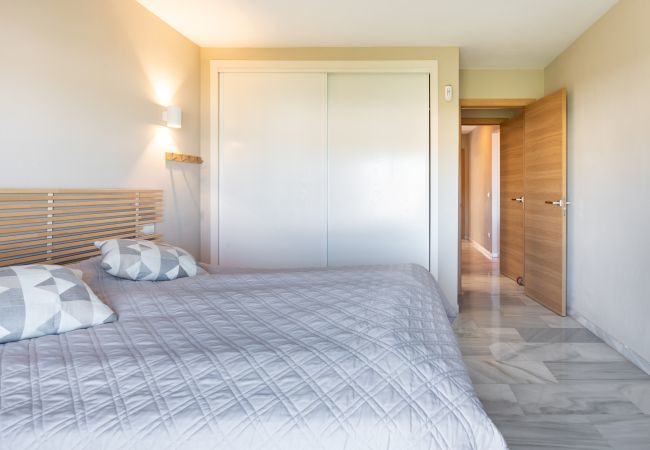 Apartment in Marbella - Penthouse Amatista – Sea Views & Sun Terrace in Marbella Apartment in Marbella - Penthouse Amatista – Sea Views & Sun Terrace in Marbella