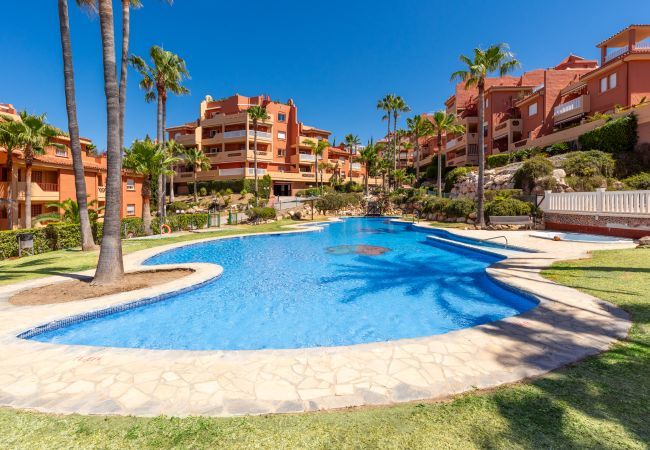 Apartment in Marbella - Penthouse Amatista – Sea Views & Sun Terrace in Marbella Apartment in Marbella - Penthouse Amatista – Sea Views & Sun Terrace in Marbella