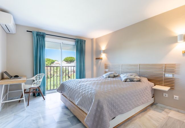 Apartment in Marbella - Penthouse Amatista – Sea Views & Sun Terrace in Marbella Apartment in Marbella - Penthouse Amatista – Sea Views & Sun Terrace in Marbella