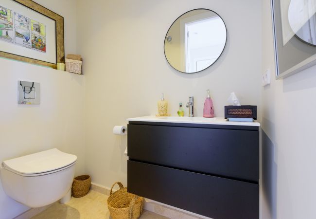 Apartment in Marbella - Elviria Hills Penthouse – Idyllic Golf & Sea View Oasis in Marbella Apartment in Marbella - Elviria Hills Penthouse – Idyllic Golf & Sea View Oasis in Marbella