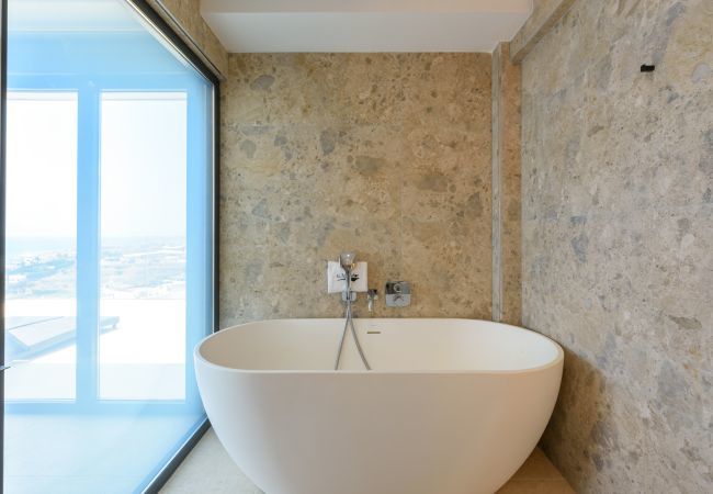 Villa in Torrox Costa - Penthouse Mirador  5 bedroom luxury view Villa in Torrox Costa - Penthouse Mirador  5 bedroom luxury view