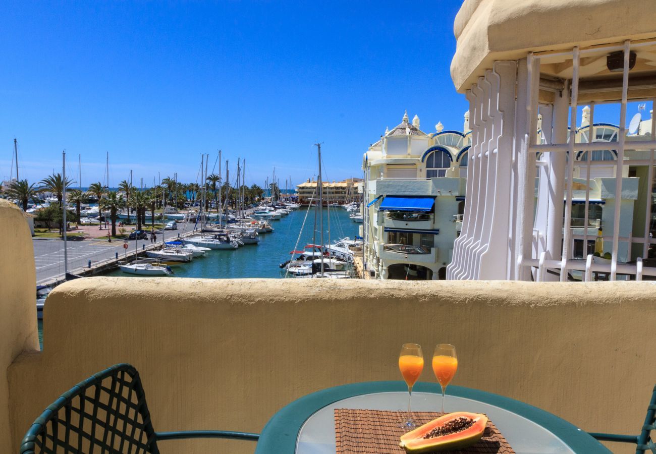 Apartment in Benalmádena - Puerto Marina - 2 terraces and direct view to the Marina