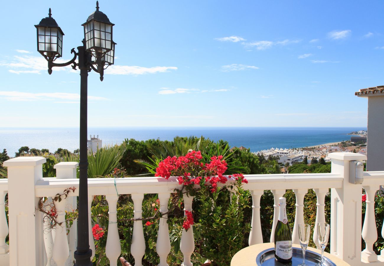 Villa in Mijas Costa - Villa Azalea - Exclusive villa with unique mediterranean view