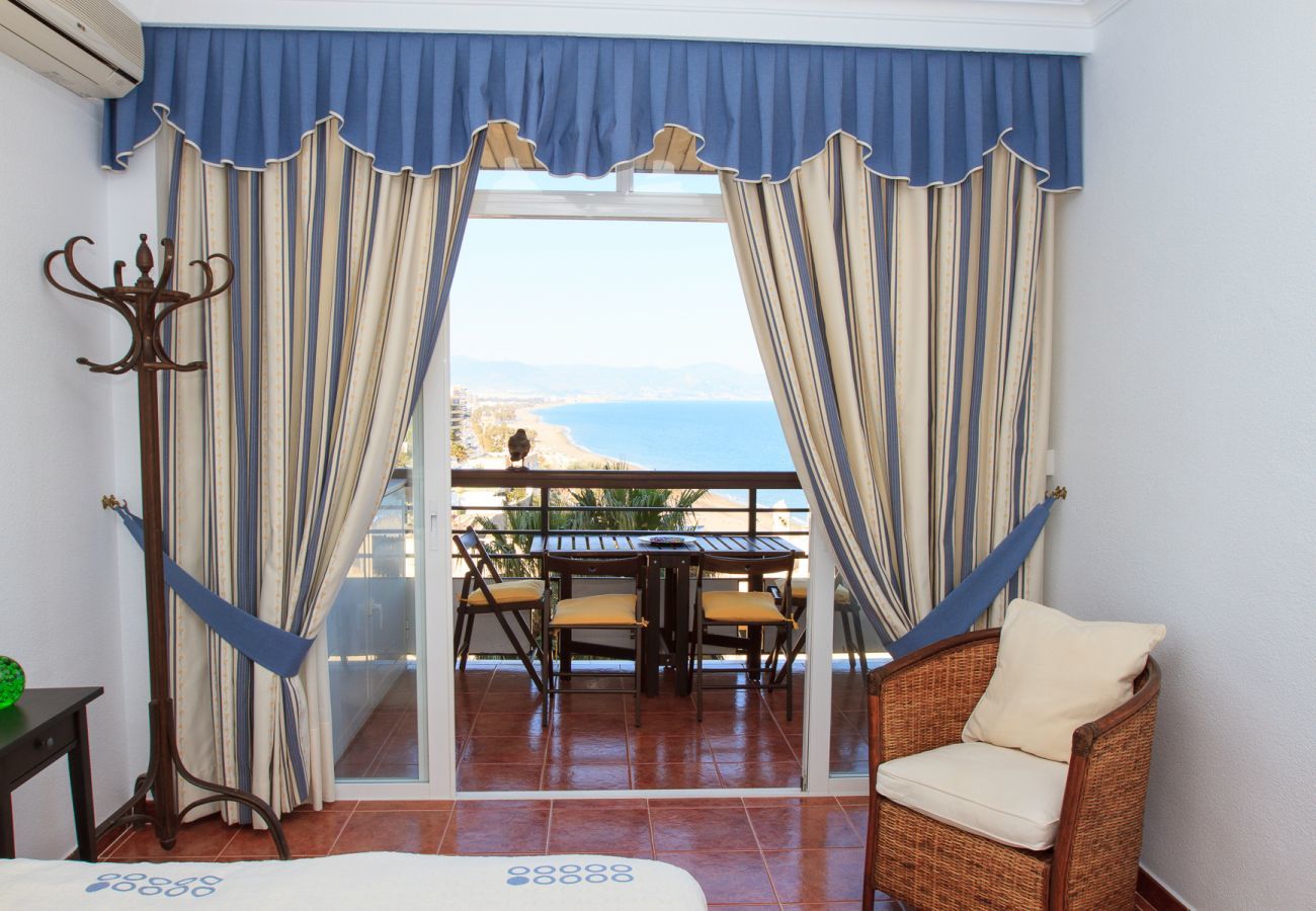 Apartment in Torremolinos - Castillo Santa Clara Torremolinos - Elevator directly to the beach