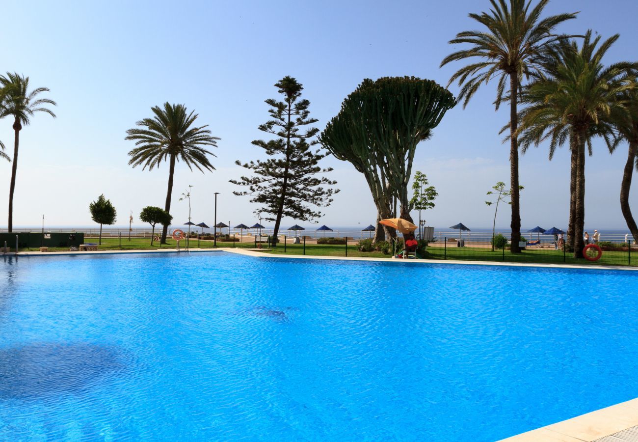 Apartment in Torremolinos - Castillo Santa Clara Torremolinos - Elevator directly to the beach