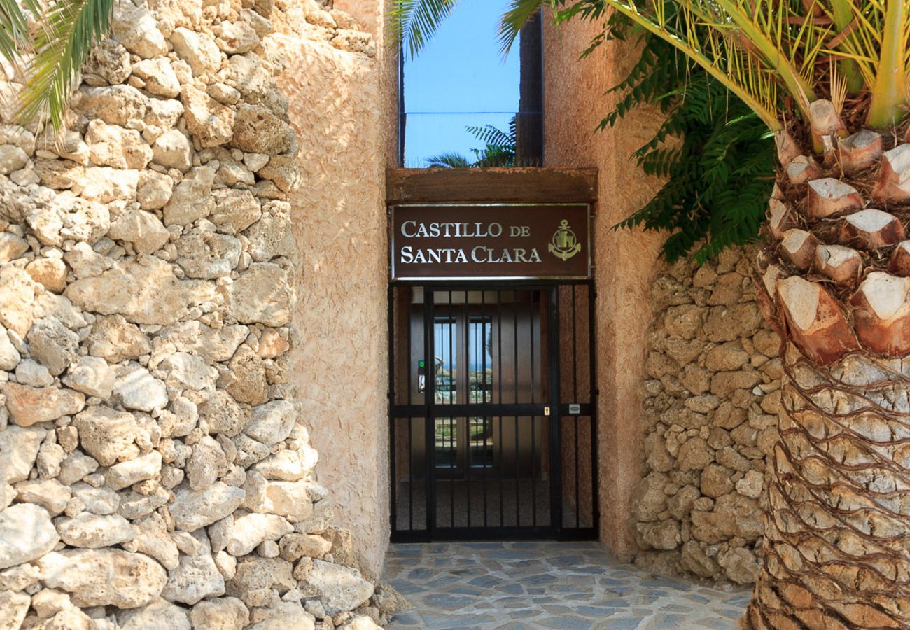 Apartment in Torremolinos - Castillo Santa Clara Torremolinos - Elevator directly to the beach