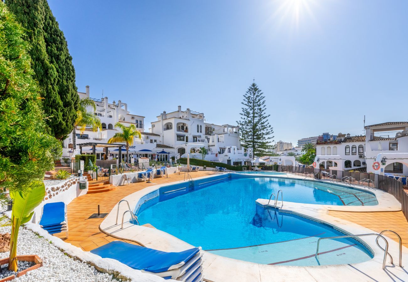 Apartment in Benalmádena - Pueblo Evita III, Benalmadena - 3 BED / 2 BATH, terrace, sea view