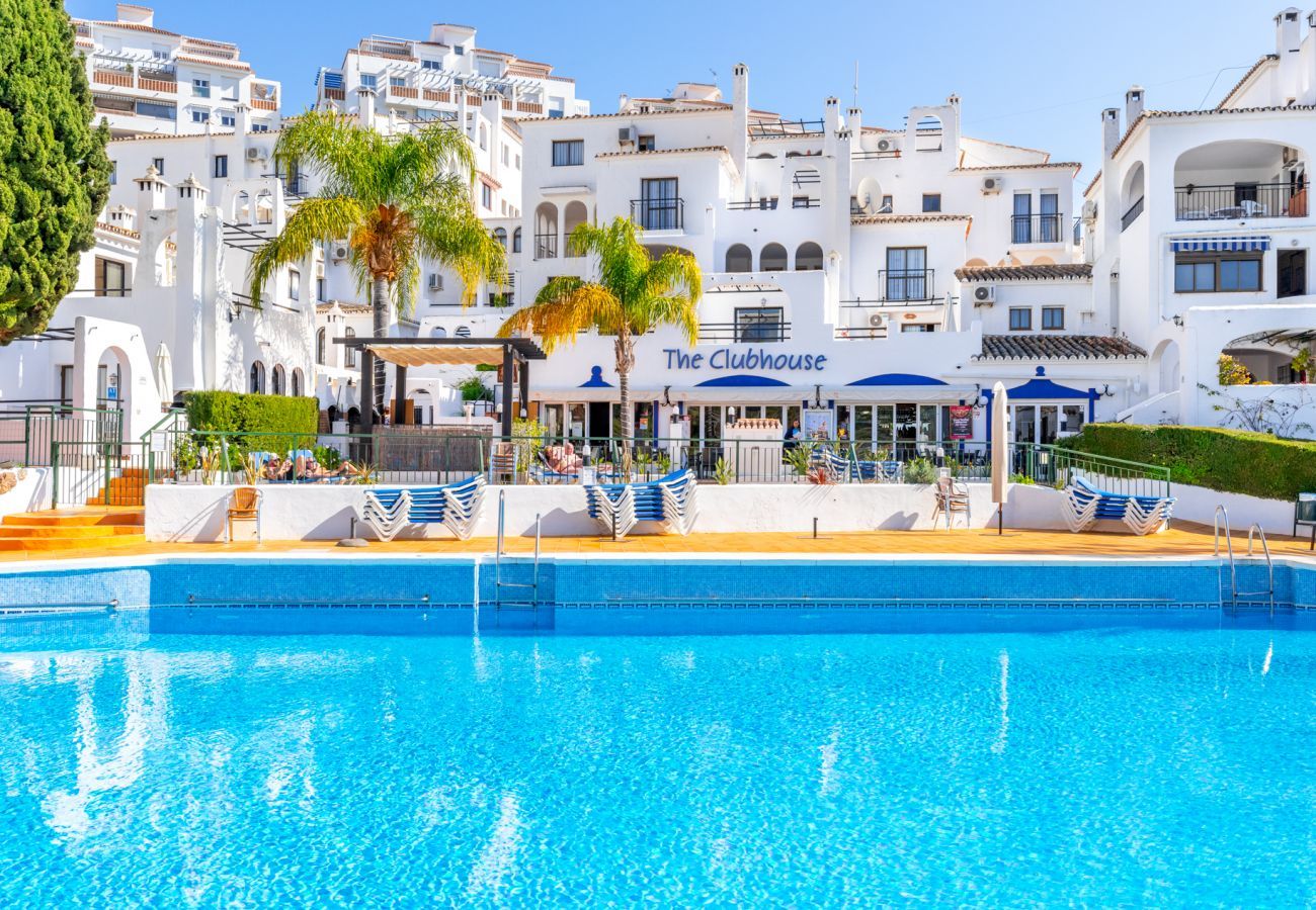 Apartment in Benalmádena - Pueblo Evita III, Benalmadena - 3 BED / 2 BATH, terrace, sea view