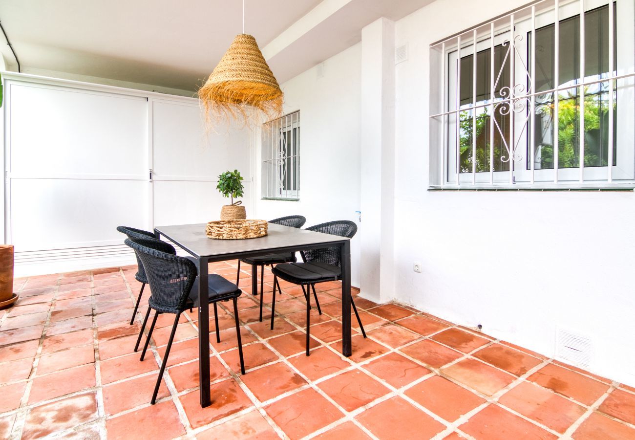 Apartment in Marbella - Azahara Marbella - Modern decorated apartment with lovely terrace view