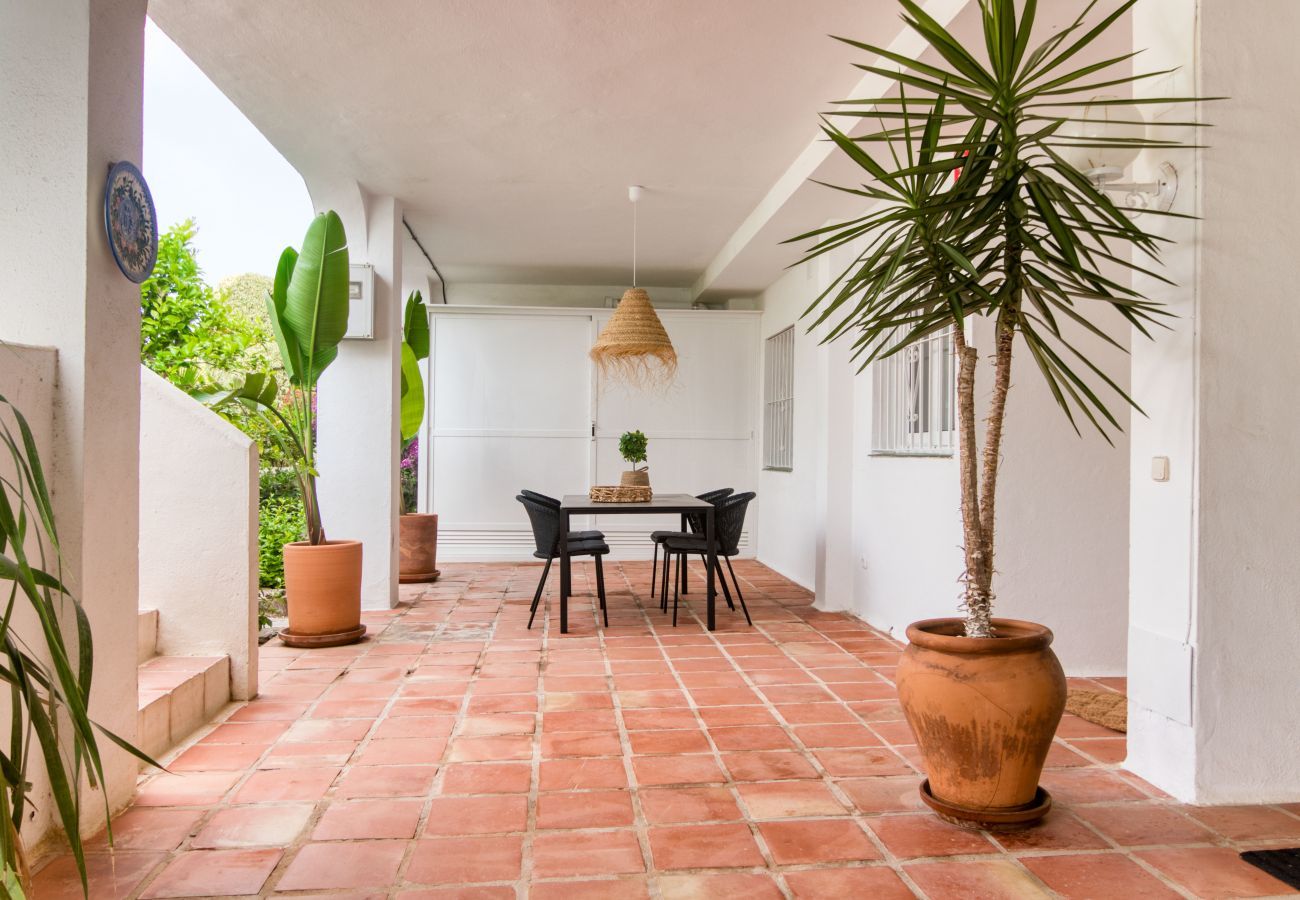 Apartment in Marbella - Azahara Marbella - Modern decorated apartment with lovely terrace view