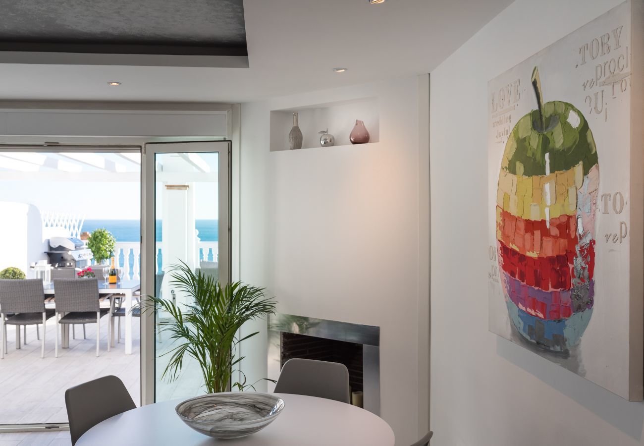 Apartment in Benalmádena - Balcon de Benalmadena - Unique Penthouse Terrace w/ Mediterranean View