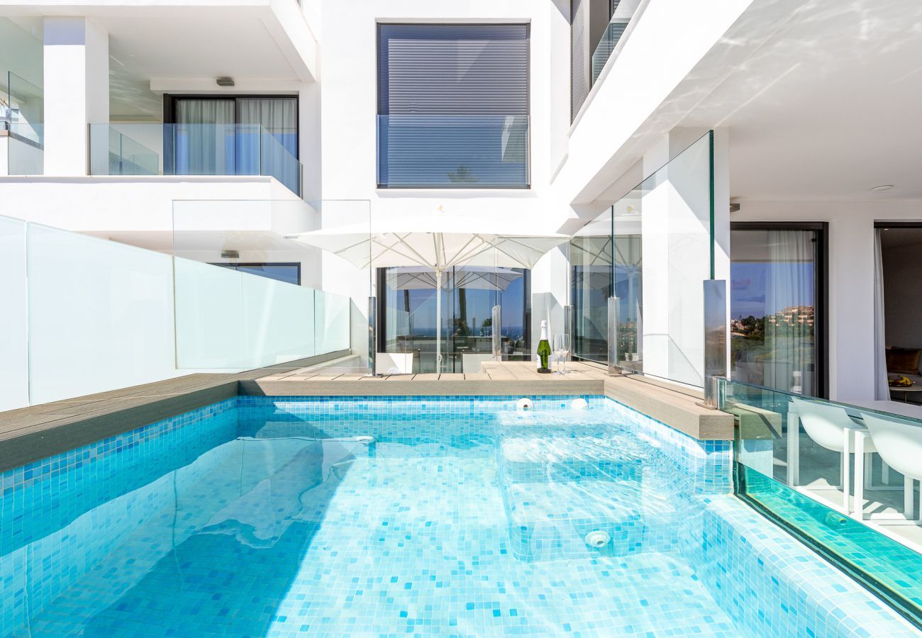 Apartment in Mijas Costa - Santa Barbara Heights CLC - Luxury, private pool on terrace, sea view