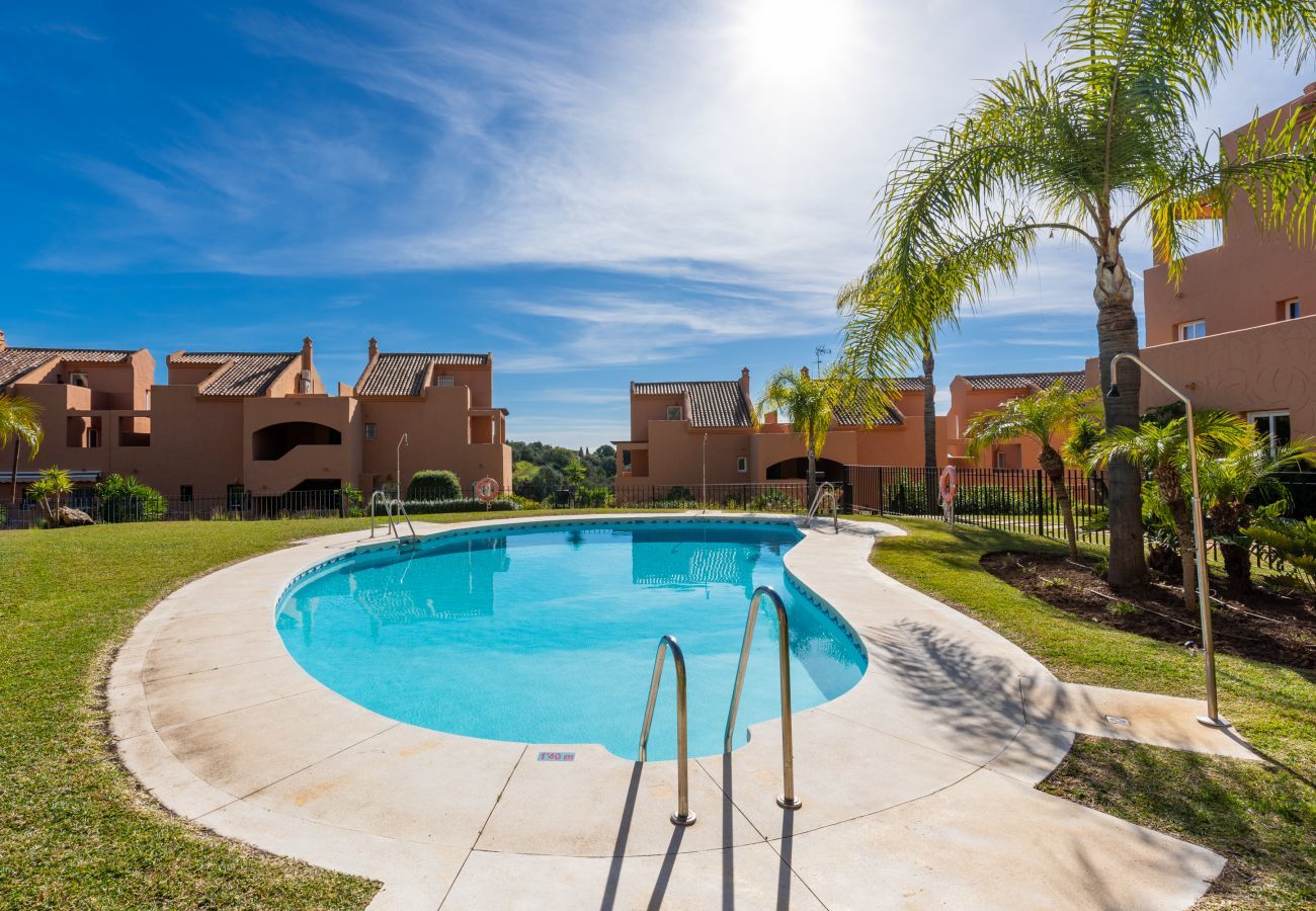 Apartment in Marbella - Los Lagos Golf I | Uniquely styled 3 bedroom apartment in Marbella