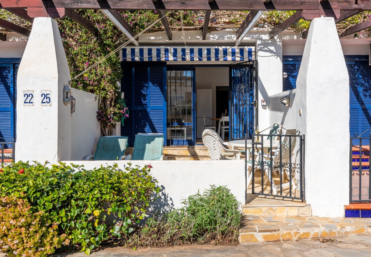 Apartment in Mijas Costa - Calahonda Beach II First line beach apartment in Calahonda