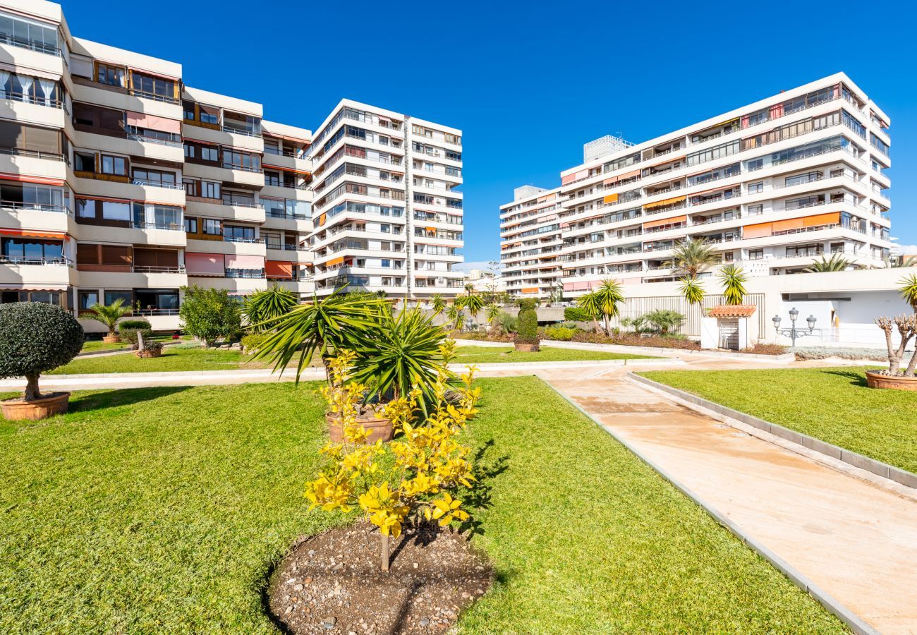 Apartment in Torremolinos - La Nogalera | Sea view apartment in the heart of Torremolinos