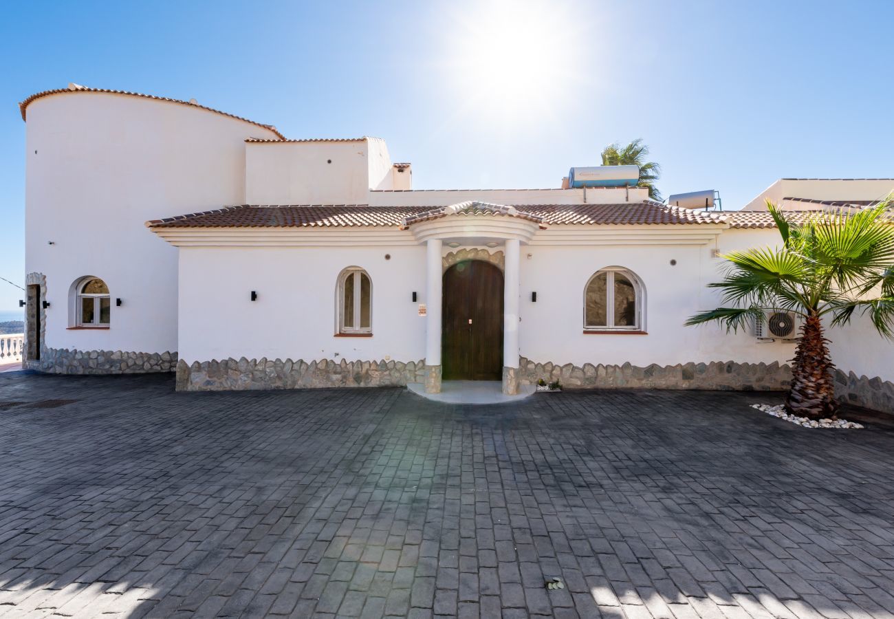 Villa in Algarrobo - Casa Niva |  Spacious Country House with Exclusive Pool and Sea View