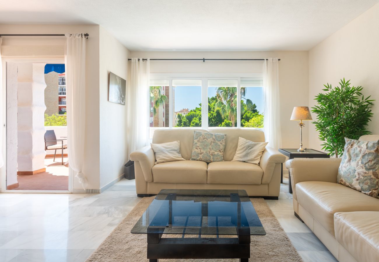 Apartment in Mijas Costa - Aquamijas | 2 bedroom apartment in Las Lagunas