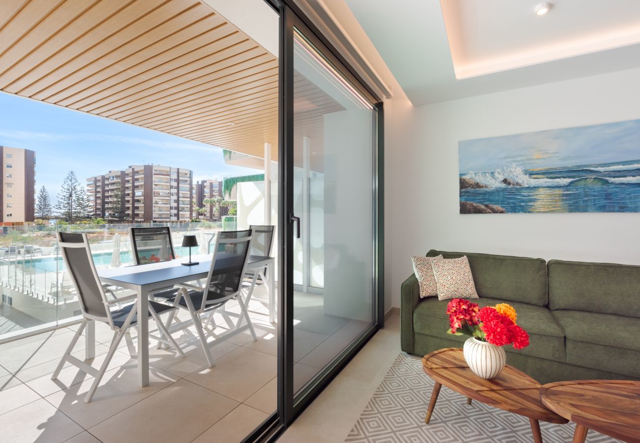 Apartment in Fuengirola - Jade Tower | 2-Bedroom Coastal Luxury Apartment in Fuengirola