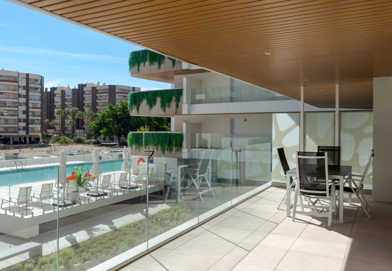 Apartment in Fuengirola - Jade Tower | 2-Bedroom Coastal Luxury Apartment in Fuengirola