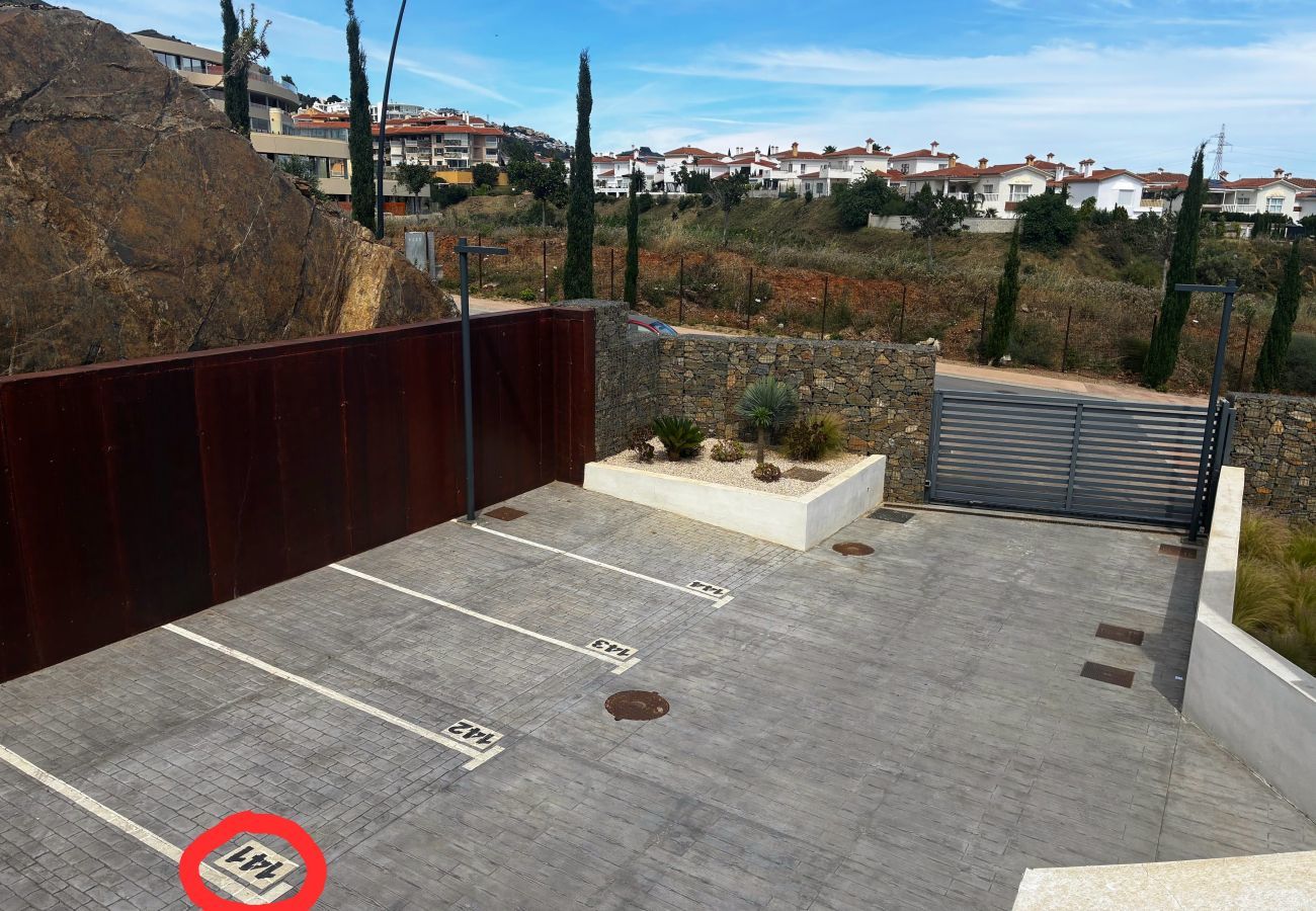 Apartment in Fuengirola - Higuerón West Alicia | Modern Apartment with Garden & Pool View