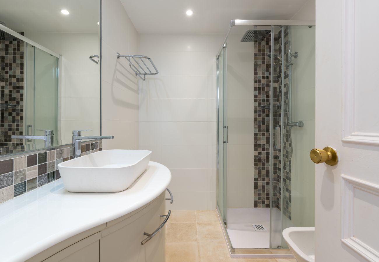 Apartment in Mijas Costa - Jardines de Calahonda IX | 3 Bedroom stunning Sea View Apartment with Terrace & Pool