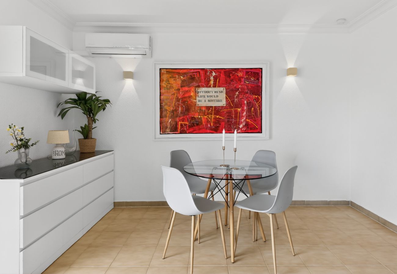 Apartment in Benalmádena - Benalmadena Views | Bright Sea View Apartment near Santa Ana Beach