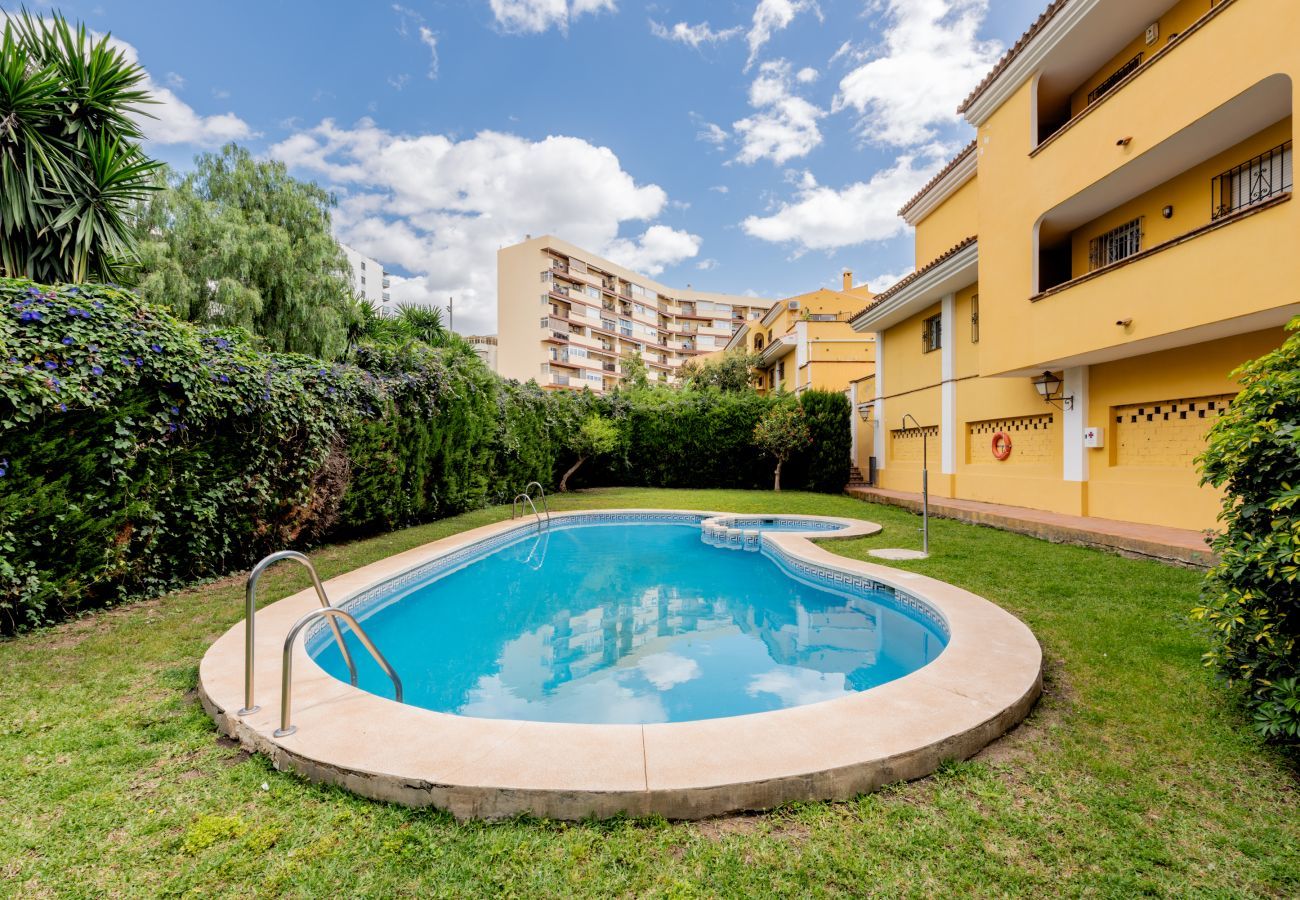 Apartment in Benalmádena - Benalmadena Views | Bright Sea View Apartment near Santa Ana Beach