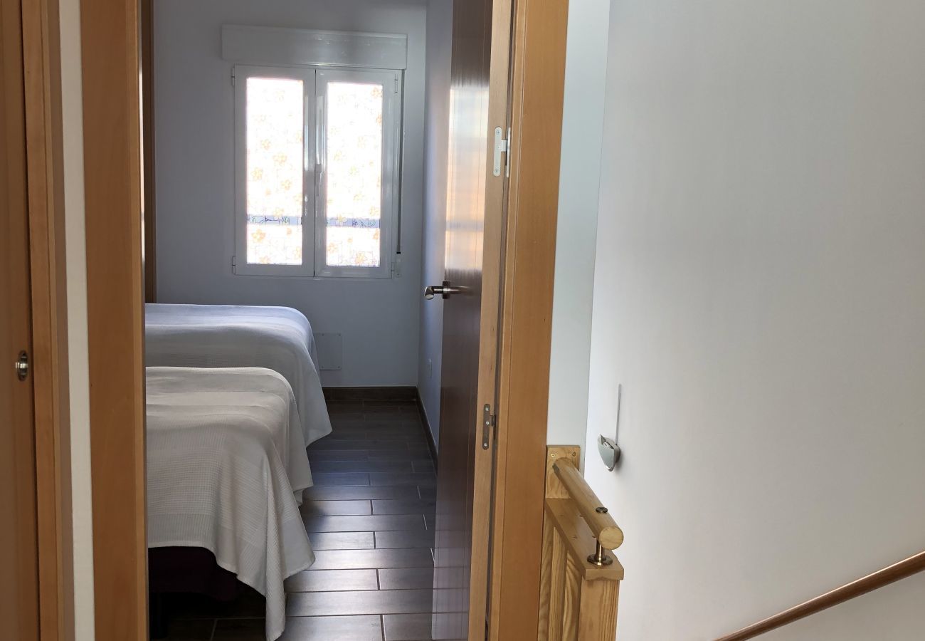 Apartment in Mijas Costa - Calahonda Beach III – Beachfront Apartment with Sea Views in Mijas Costa